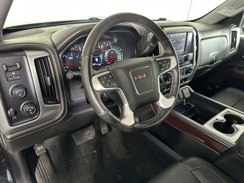 Used 2018 GMC Sierra 1500 SLT AWD/4WD image 9