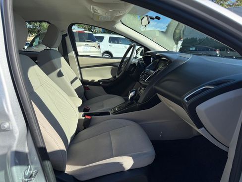 Used 2018 Ford Focus Electric Hatchback FWD image 14