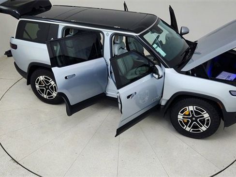 Used 2023 Rivian R1S Launch Edition image 84