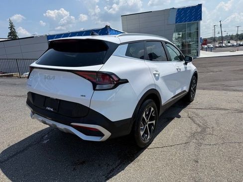 Certified 2025 Kia Sportage EX AWD/4WD image 8