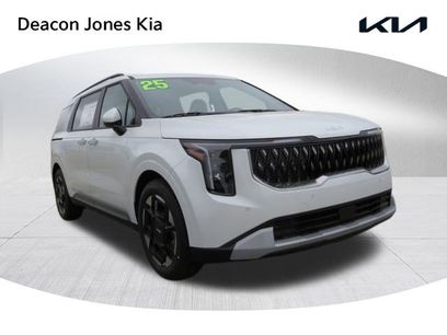 New 2025 Kia Carnival EX