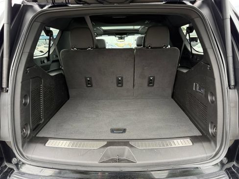 Used 2024 Chevrolet Suburban High Country w/ Max Trailering Package AWD/4WD image 27