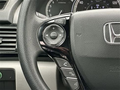 Used 2017 Honda Accord LX image 8