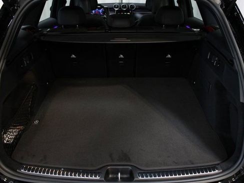 New 2025 Mercedes-Benz GLC 43 AMG 4MATIC image 9