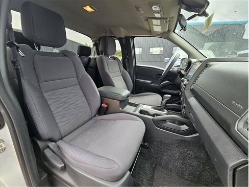 Used 2024 Nissan Frontier S w/ Technology Package AWD/4WD image 4