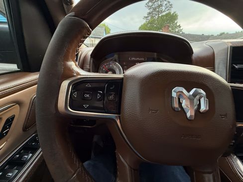 Used 2019 RAM 1500 Limited AWD/4WD image 37