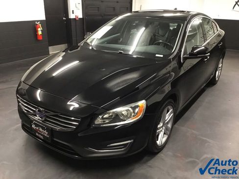 Used 2014 Volvo S60 T5 image 6