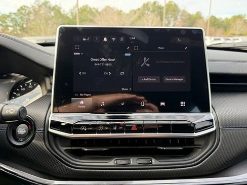 New 2026 Jeep Compass Latitude image 23