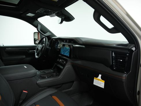 New 2026 GMC Sierra 2500 AT4 w/ AT4 Premium Plus Package image 17
