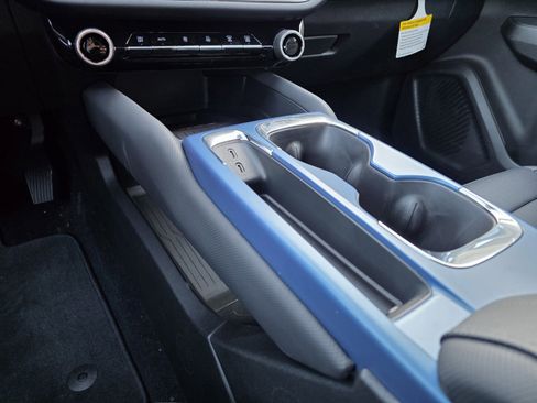 New 2026 Chevrolet Equinox EV LT w/ Convenience Package II image 27