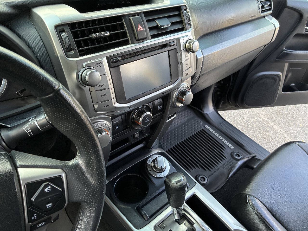 Used 2019 Toyota 4Runner SR5 AWD/4WD image 16