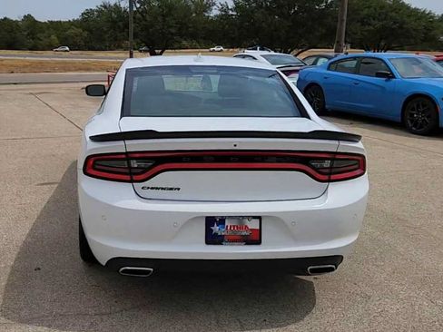 Used 2023 Dodge Charger SXT w/ Blacktop Package RWD image 7