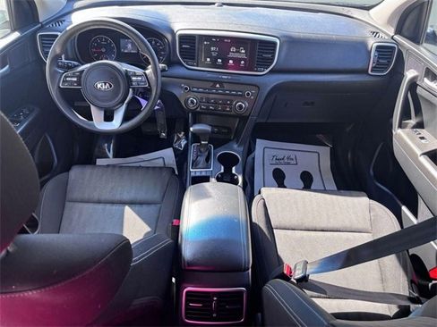 Used 2020 Kia Sportage LX image 24