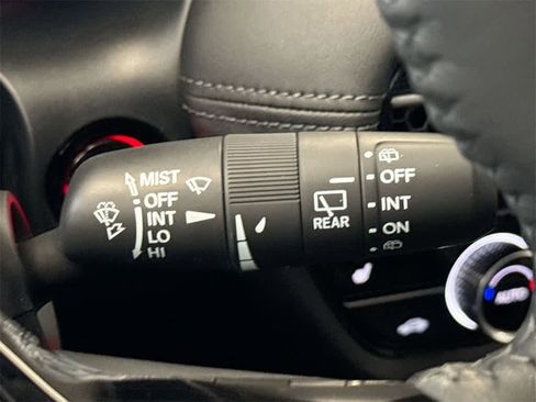 Certified 2024 Honda HR-V EX-L image 26