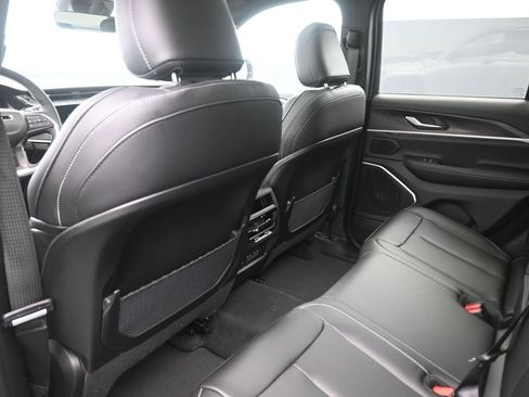 New 2026 Jeep Grand Cherokee Limited w/ Limited Altitude Package RWD image 23