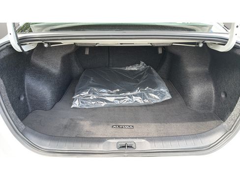 Certified 2025 Nissan Altima 2.5 S FWD image 29
