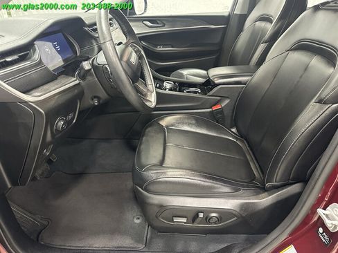 Used 2023 Jeep Grand Cherokee L Limited w/ Luxury Tech Group II AWD/4WD image 23