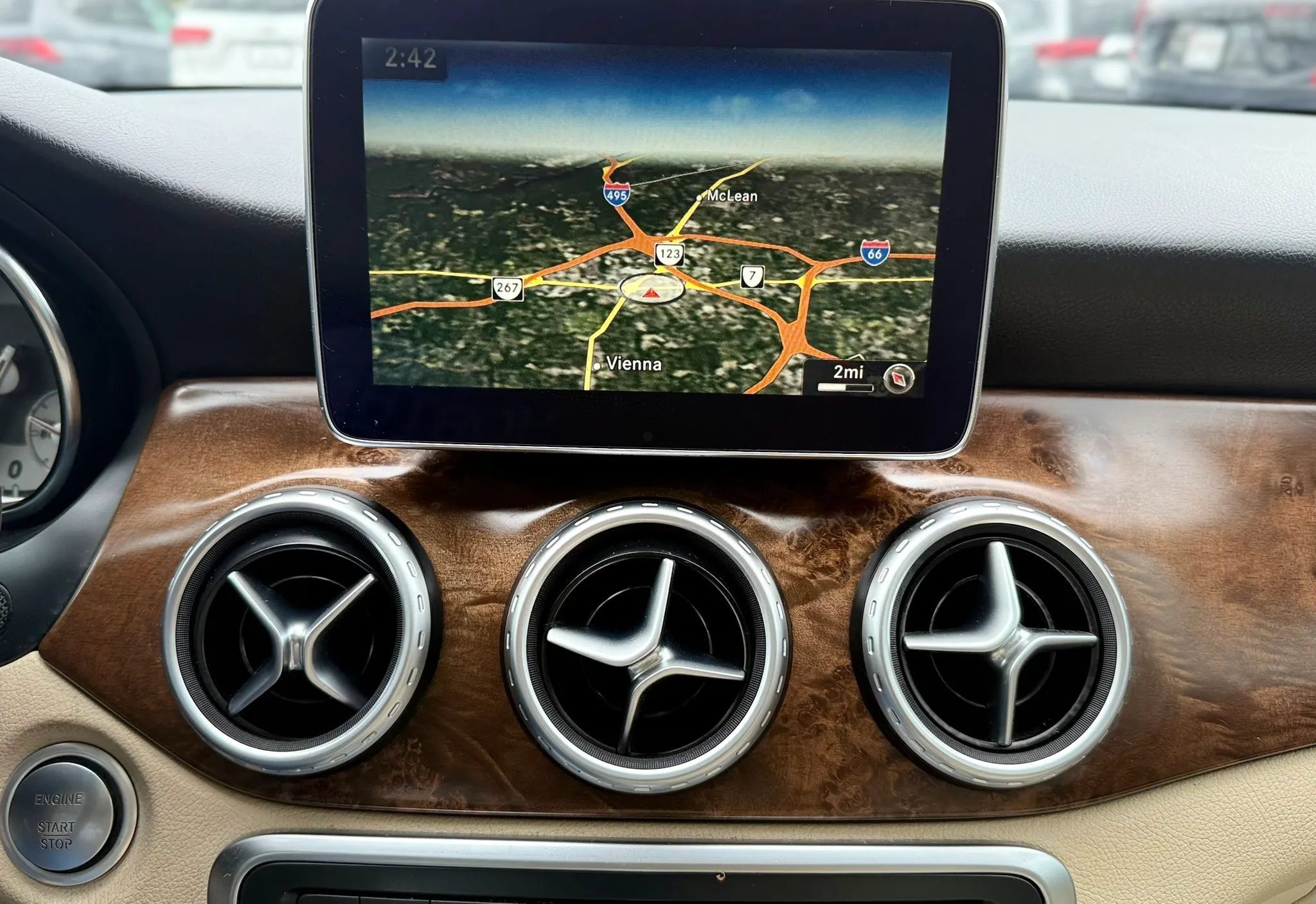 Used 2016 Mercedes-Benz GLA 250 4MATIC image 17