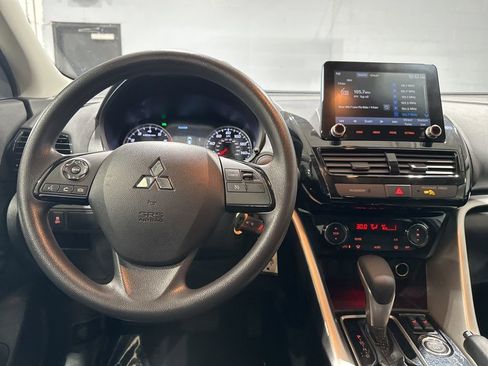 Used 2023 Mitsubishi Eclipse Cross LE image 8