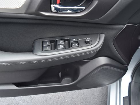 Used 2017 Subaru Legacy 2.5i Premium image 14