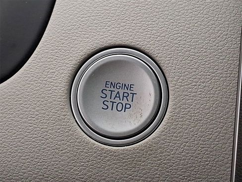 Used 2023 Hyundai Tucson Limited image 25