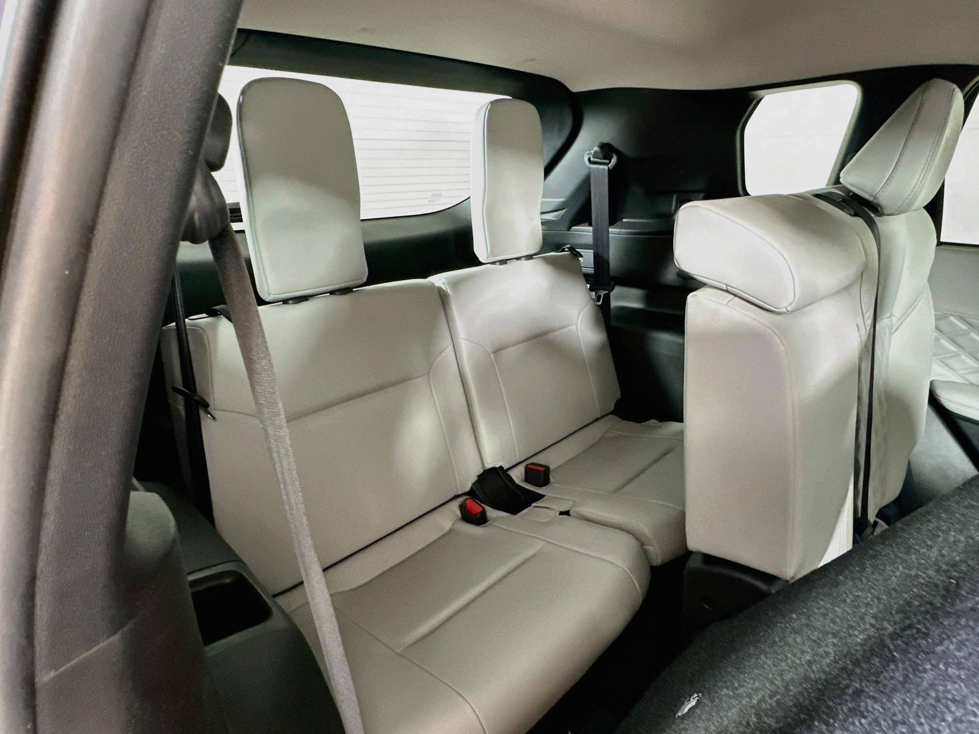 Used 2024 Mitsubishi Outlander SEL AWD/4WD image 26