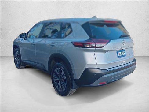 Used 2023 Nissan Rogue SV image 8