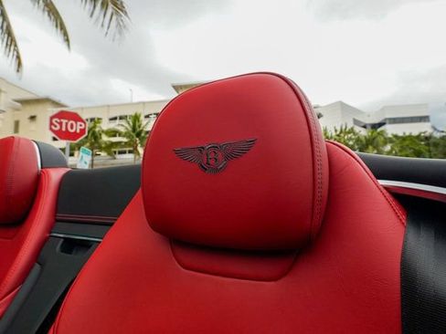 Used 2024 Bentley Continental GT V8 image 78