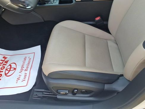 Used 2021 Lexus ES 350 w/ Premium Package FWD image 13