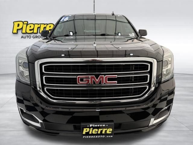 Used 2016 GMC Yukon XL SLT w/ Open Road Package AWD/4WD image 9