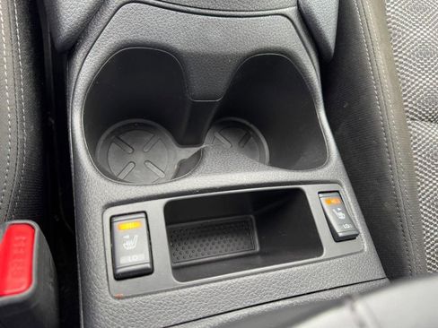 Used 2022 Nissan Rogue Sport SV image 18