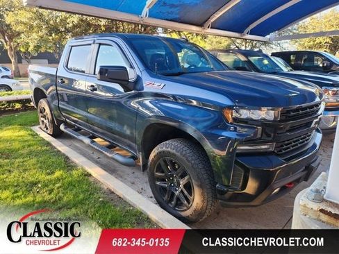 Used 2022 Chevrolet Silverado 1500 LT Trail Boss image 1