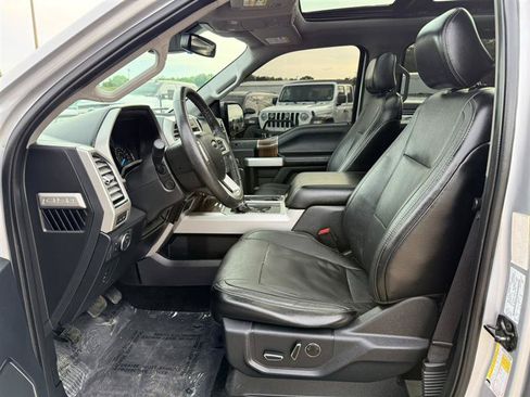 Used 2016 Ford F150 Lariat w/ Equipment Group 502A Luxury AWD/4WD image 25