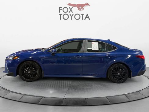 Used 2025 Toyota Camry SE w/ Multimedia Upgrade Package FWD image 3