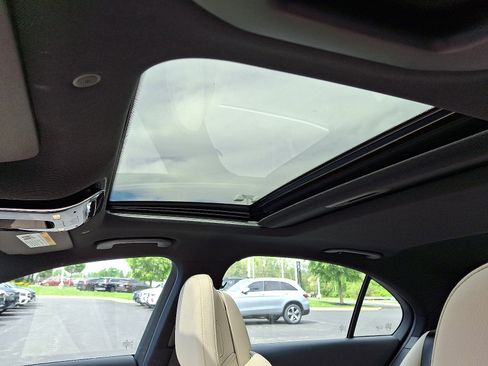 Certified 2025 Mercedes-Benz C 300 4MATIC Sedan image 15