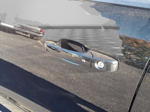 Used 2024 Dodge Durango SXT image 32