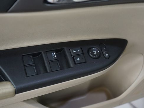 Used 2014 Honda Accord LX image 18
