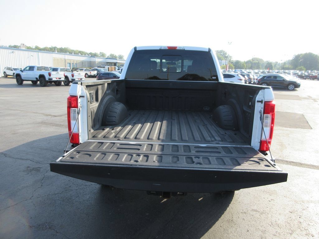 Used 2017 Ford F250 Lariat AWD/4WD image 7