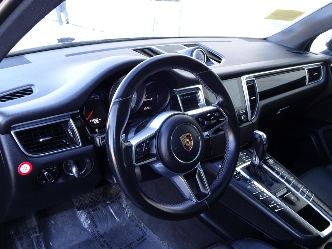 Used 2017 Porsche Macan S AWD/4WD image 11