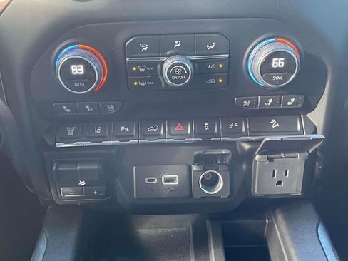 Used 2022 Chevrolet Silverado 2500 High Country w/ LPO, Hitch Package image 23