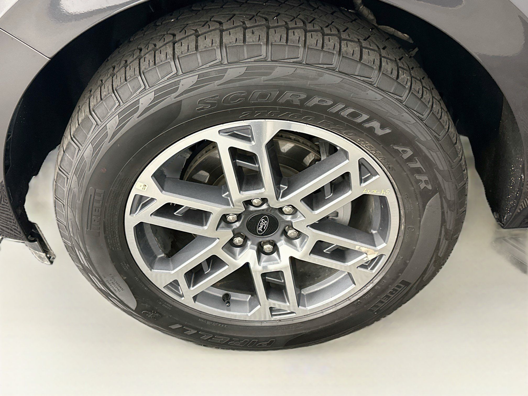Used 2025 Ford Expedition Active AWD/4WD image 11