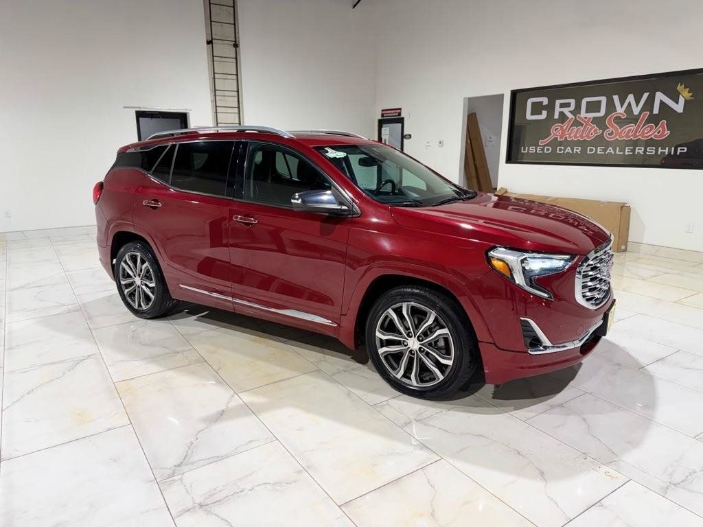 Used 2020 GMC Terrain Denali FWD image 3