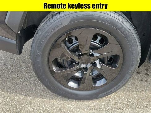 Used 2019 Toyota RAV4 LE w/ Carpet Mat Package FWD image 7