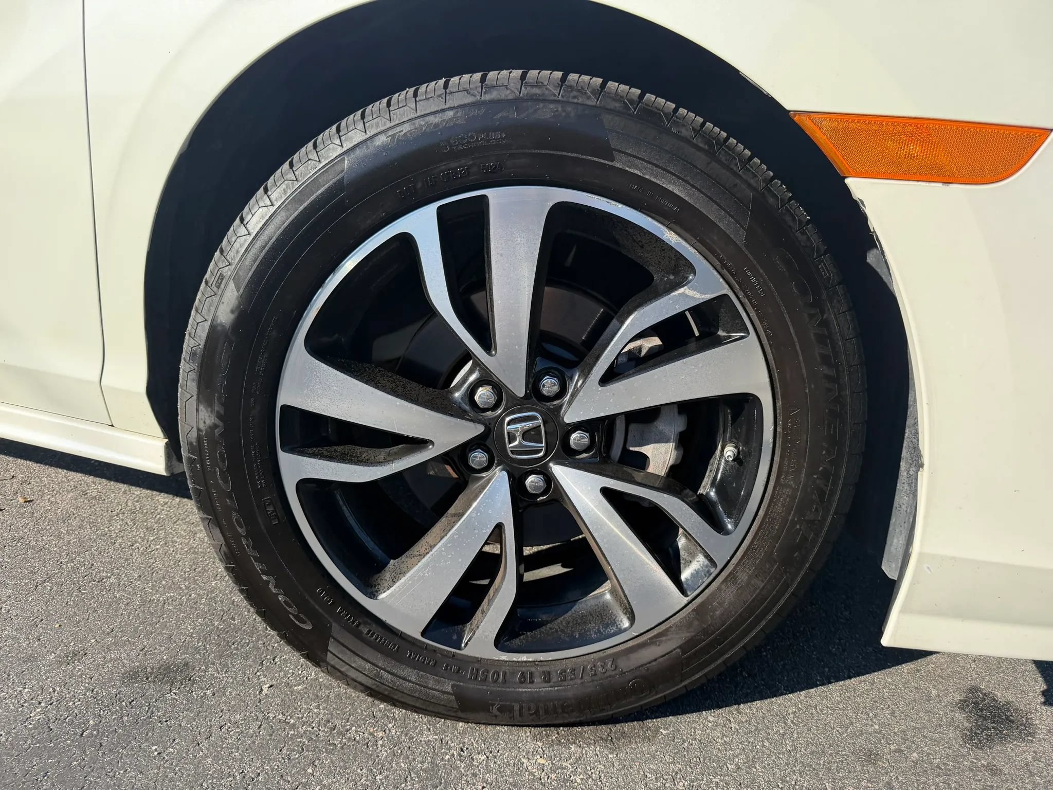 Used 2018 Honda Odyssey Elite image 42