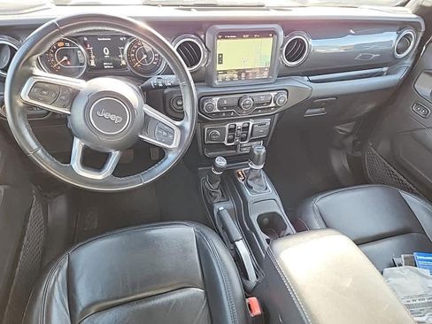 Used 2021 Jeep Wrangler Unlimited Sahara image 9
