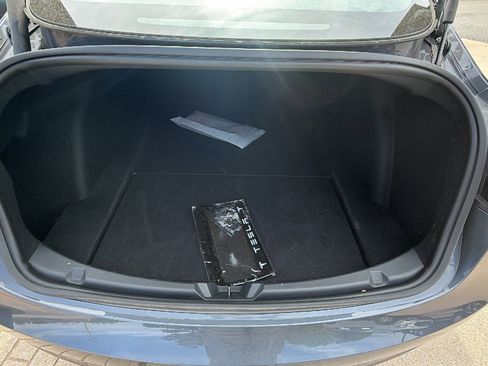 Used 2023 Tesla Model 3 Standard Range image 13