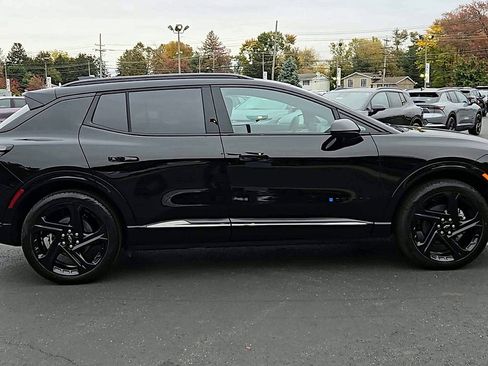 New 2026 Chevrolet Equinox EV RS image 5