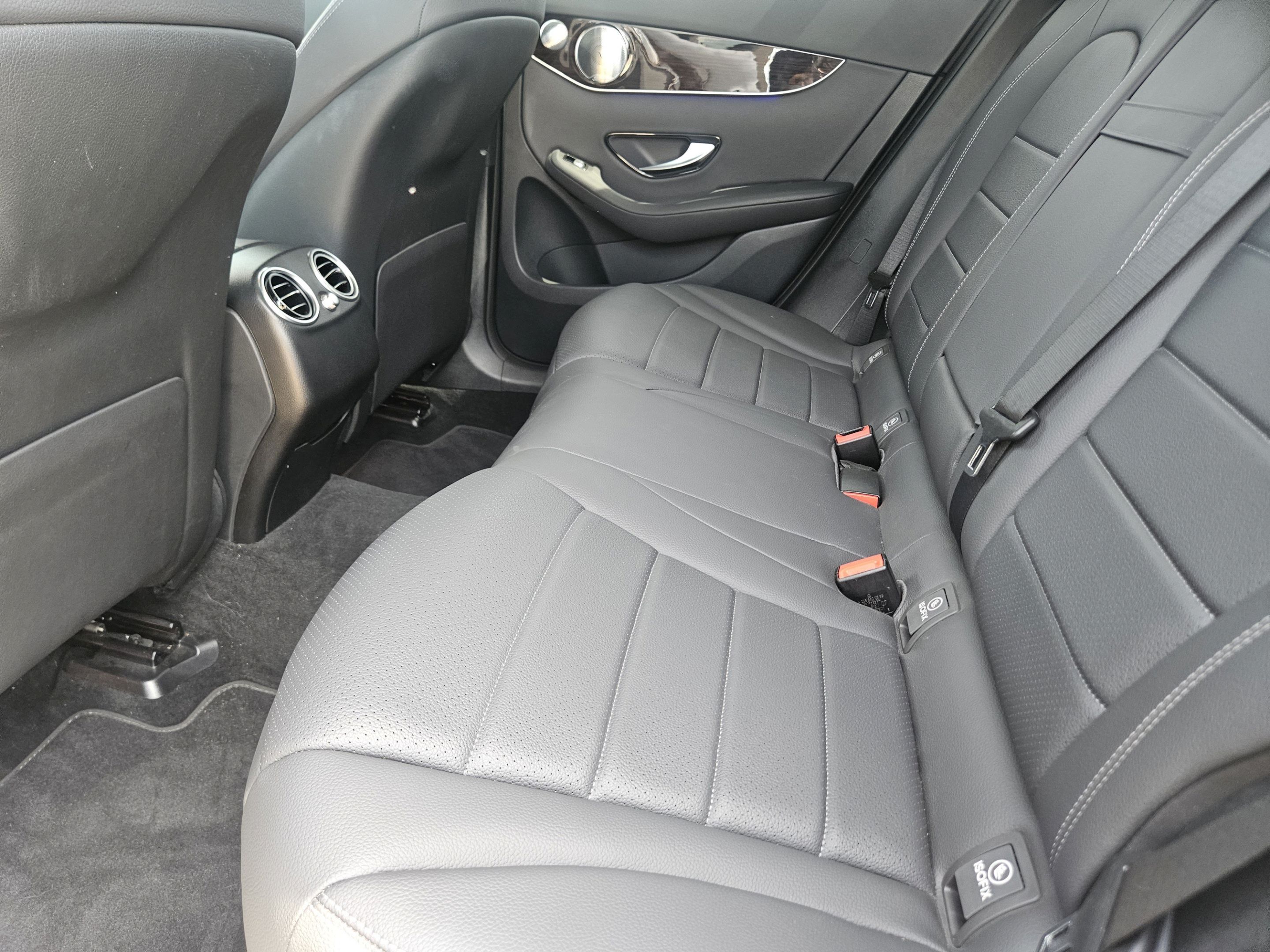 Used 2020 Mercedes-Benz GLC 300 image 22