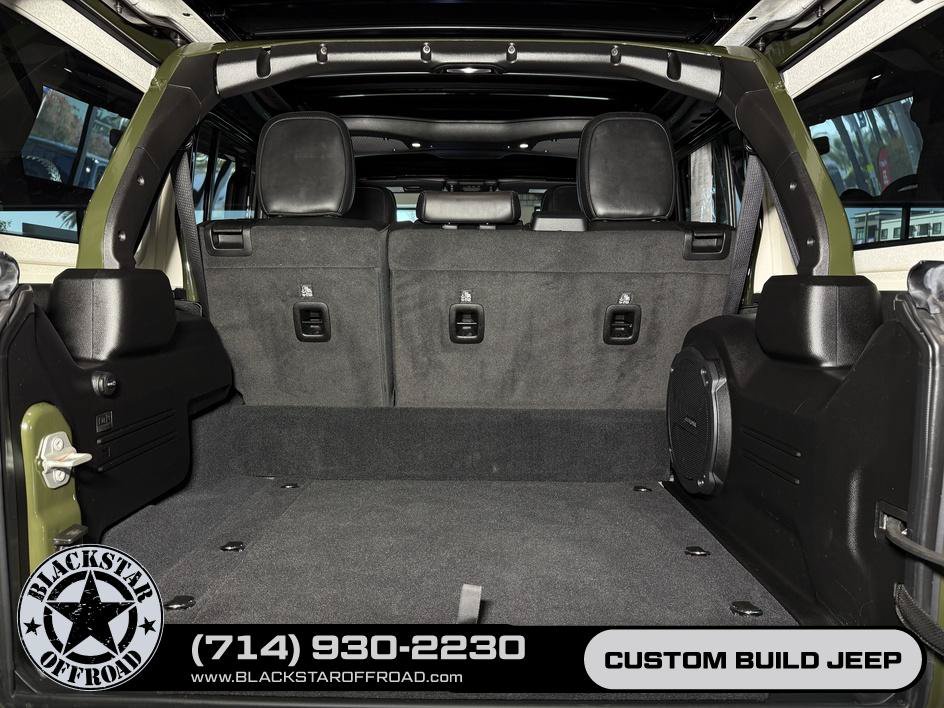 Used 2024 Jeep Wrangler High Altitude AWD/4WD image 32