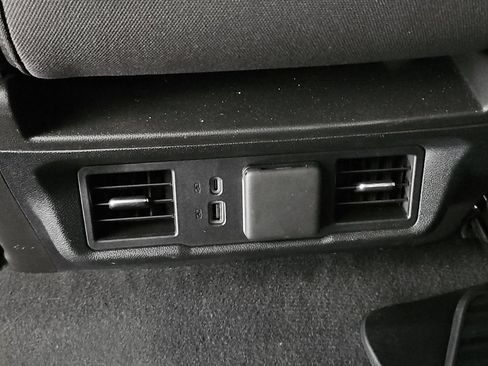 Certified 2025 GMC Sierra 1500 SLE RWD image 13
